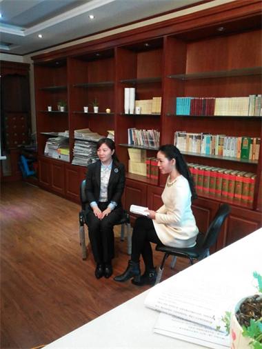 周青梅律师接受三门峡广播电视台《第一房产》栏目组采访